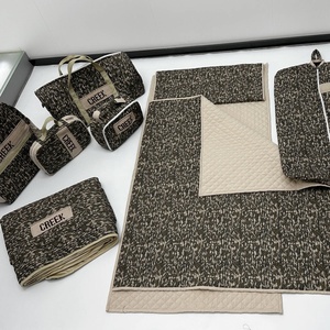 Mochila Escolar Personalizada con Nombre OEM para Niños y Adolescentes, para el Regreso a Clases y Viajes - Product Image 3