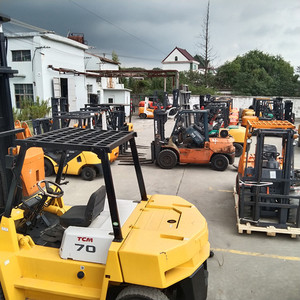 Carretilla elevadora de 7 toneladas TCM FD70 usada de fábrica superior rentable en buenas condiciones Carretilla elevadora diésel de gran oferta en Shanghai - Product Image 6