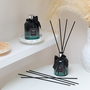 Ventes directes d'usine ensembles de diffuseur de roseau sans feu maison chambre salle de bain déodorant parfum bougie parfumée diffuseur de roseau coffret cadeau - Product Image 1