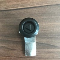 Serrure à came triangulaire ZDC pour armoires et portes, qualité ANSI Grade 2, entraxe 60 mm, finition chrome brillant, 1 clé – Approvisionnement direct usine