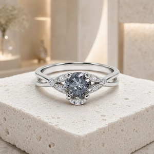 Bague en argent sterling 925 avec diamant poivre et sel naturel, taille ronde avec accents latéraux en forme de feuille, style vintage pour femme - Product Image 3