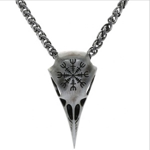 Venta al por mayor de alta calidad joyas Hiphop Cuervo cráneo Viking collar - Product Image 1