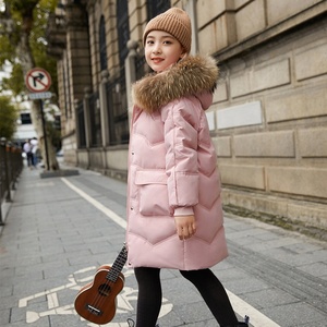 2025 enfants vêtements chauds enfant en bas âge Girs vêtements adolescent vers le bas coton rembourré hiver vestes à capuche manteau épaissir vêtements d'extérieur enfants <span class=keywords><strong>Parka</strong></span> - Product Image 4