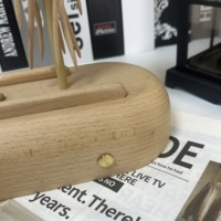 Figurine cinétique en bois sculptée à la main en forme de méduse, décoration de bureau, vente en gros pour musées et boutiques de cadeaux