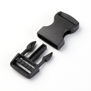 Hebilla Ajustable de Plástico Negro de 25 mm de Doble Cara para Correa de Mochila o Riñonera - Product Image 3
