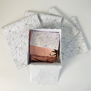 Papier de fantaisie en papier kraft imprimé monochrome et multicolore personnalisé de haute qualité pour un emballage assuré Source d'usine - Product Image 2