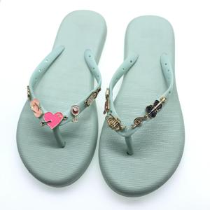 Breloques de décoration de <span class=keywords><strong>chaussures</strong></span> en alliage pour <span class=keywords><strong>tongs</strong></span>, pantoufles, sandales, accessoires. - Product Image 2