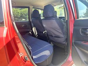 Honest & Capable : Livina GI manuelle 2010, véhicule utilitaire économique, fiabilité HR15, prête pour les tâches quotidiennes et les petits travaux - Product Image 4