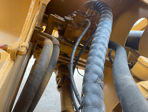 เครื่องจักรก่อสร้างปั๊มเครื่องยนต์หลักสำหรับรถตัก CAT 966H สภาพดี - Product Image 2