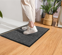 Tapis de porte modernes en jacquard avec logo personnalisé, lavables, avec dos antidérapant en PVC pour usage commercial et extérieur