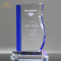 Trophée en cristal Noble K9 avec inserts colorés, plaque en verre gravée sur mesure pour cadeau de reconnaissance professionnelle