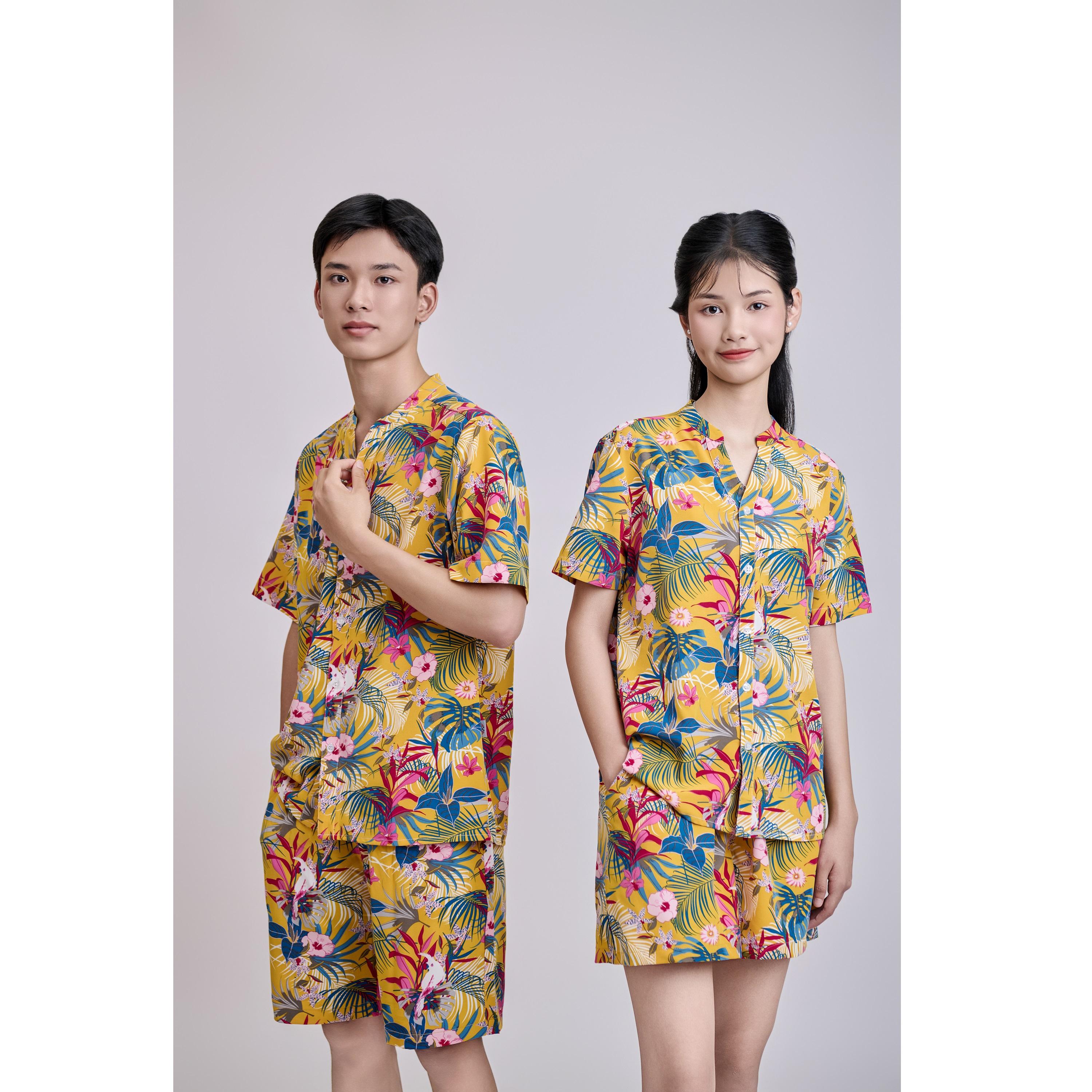 Yellow-Orange Tropical Leaf Print