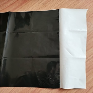 Film de <span class=keywords><strong>paillage</strong></span> blanc/noir traité aux UV, 5 mil, <span class=keywords><strong>bâche</strong></span> de silo - Product Image 5