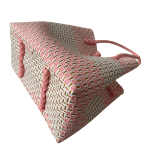 Sacs à main de qualité supérieure faits à la main pour adultes Tissage écologique à partir de plastique recyclé Design merveilleux Vêtements pour adultes uniques - Product Image 5