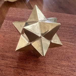 Vente en gros de Merkaba doré poli, sculpté à la main, rond, ornement décoratif pour le bureau et la maison - Product Image 3