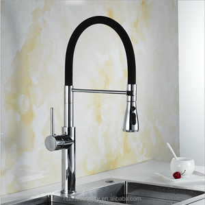 Rubinetto Miscelatore da Cucina Estraibile con Spruzzatore, Design Moderno in Ottone Spazzolato, per Uso Commerciale, con Design Grafico e Ceramica - Product Image 4