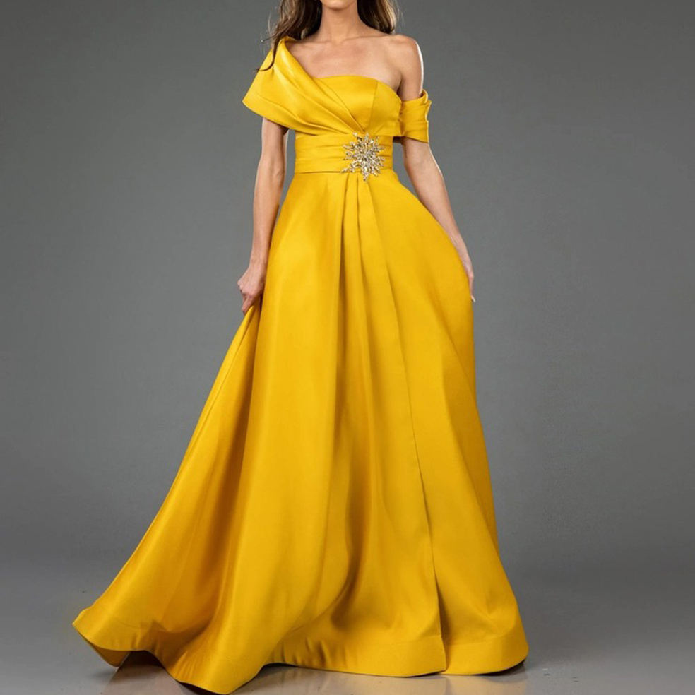 สีเหลือง