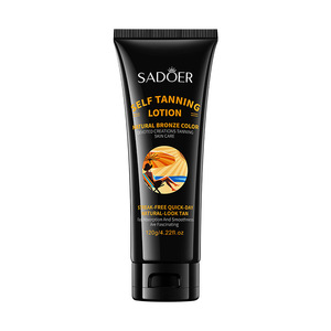 Mousse Corpo Vegana Biologica Idratante con Particelle Luminose Effetto Abbronzatura Senza Sole Tonalità Scuro a Marchio Privato - Product Image 1