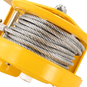 Verricello Manuale Portatile da 2600 LBS con Cavo in Acciaio per Traino e Fissaggio Carichi - Product Image 4
