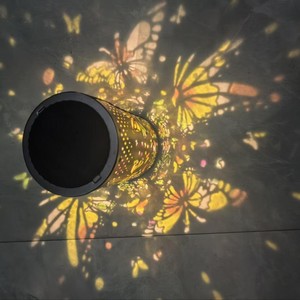 Lámpara Solar de Colibrí Colorida, Luz LED Colgante para Jardín Exterior, Resistente al Agua, con Batería Incluida - Product Image 2