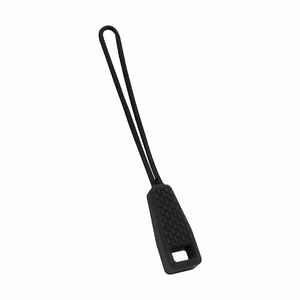 Tirador de cremallera de goma negra Tirador de cremallera de cuerda de plástico personalizado barato para ropa Corredor de cremallera sin bloqueo - Product Image 1
