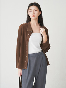 Chaquetas y Cárdigans de Mujer de Alta Gama para el Verano 2025, Diseño Delgado y Moderno, Plisados, de Color Sólido, Cuello Alto, Holgados, para Venta en Línea - Product Image 6