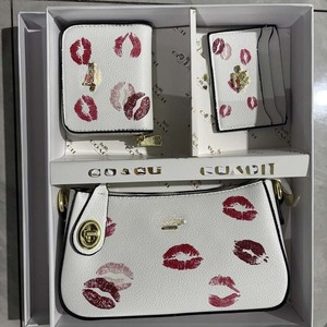 Borsa a Spalla di Alta Gamma per Donna con Logo Personalizzato |   Accessorio di Moda Premium con Apertura Frontale a Cerniera - Product Image 3