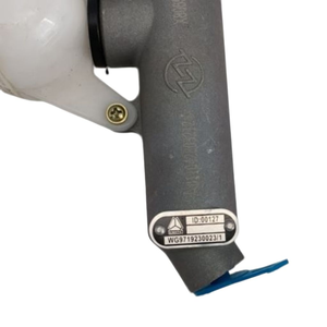 Cilindro Maestro della Frizione WG9719230023 per Cambio SINOTRUK HOWO A7 HW12 Abbinato al Cilindro Secondario della Frizione WG9725230041 - Product Image 4