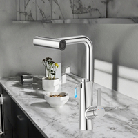 Robinet de cuisine en laiton classique moderne à poignée unique, design cascade, installation à trou unique, distributeur de savon en céramique