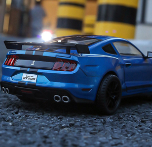 2025 nouveau Style <span class=keywords><strong>1</strong></span>:18 <span class=keywords><strong>Mustang</strong></span> GT500 moulé sous pression voitures alliage modèle sport modèle retirer Collection affichage enfants cadeaux amoureux de la voiture - Product Image 4