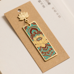 Etiquetas de Metal 3D Personalizadas y Vibrantes con Cadena Corta para Recuerdos de Eventos Alegres - Product Image 6