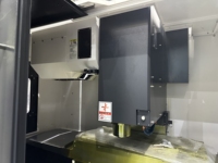 Chine usine entièrement automatique 3 axes 4 axes 5 axes vertical cnc centre d'usinage