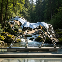 Sculpture de cheval géométrique moderne en acier inoxydable poli miroir, grande statue d'animal en métal pour la décoration paysagère extérieure du jardin