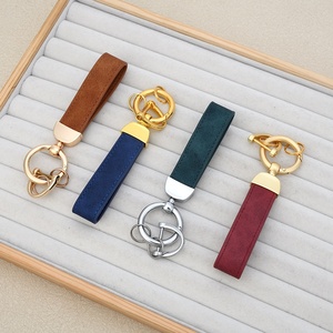 KC397 Gantungan Kunci Kulit dengan D-Ring, Gantungan Kunci Kulit Mewah dengan Kancing Putar - Product Image 1