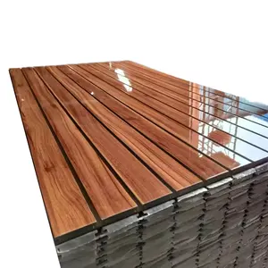 ألواح خشبية مثقبة (Slatwall) من خشب <span class=keywords><strong>MDF</strong></span> بلمسة نهائية عالية اللمعان ومقاومة للأشعة فوق البنفسجية مع ألواح <span class=keywords><strong>MDF</strong></span> من الألومنيوم - Product Image 1