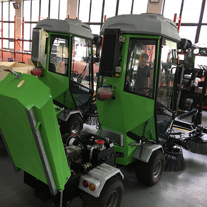 Nouvelle machine de nettoyage routier à quatre roues motrices, aspirateur routier de marque, prix pour parking - Product Image 4