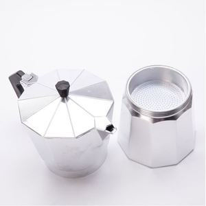 Cafetière Moka Classique Italienne en Aluminium de Haute Qualité avec Valve à Pression, Compatible Induction, Écologique et Sans BPA - Product Image 5