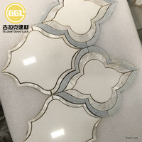 Jet d'eau blanc marbre incrustation Shell Parquet Caractéristique Mosaïque Tuile