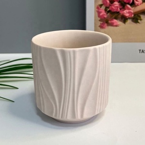 Custom Wholesale Modern Embossed Logo 6oz Ceramic <b>Candle</b> Jars Holder in <b>Bulk</b> Luxury <b>Candle</b> Vessels - Product Image 2