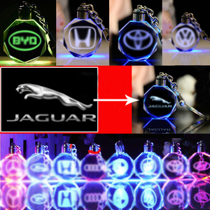 長方形車ブランドキーホルダーLED光レーザー彫刻クリスタルキーリングカスタマイズプロモーション用カラビナー - Product Image 3