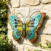 Nouvelle décoration murale en métal créative faite à la main en forme de papillon pour la cour, le patio et la maison
