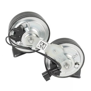 Klaxon électrique Ford avec support FR3Z-13832-G pour Mustang 15-23 - Product Image 1