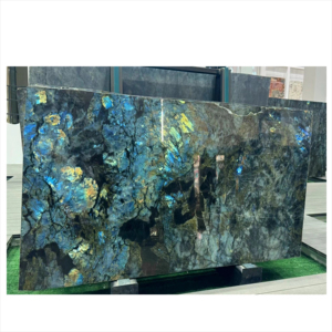Comptoirs en granit bleu saphir, granit bleu labradorite, granit bleu émeraude pour table à manger et mur, design de table en pierre de luxe - Product Image 1
