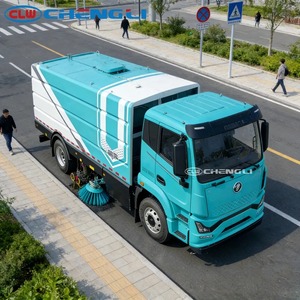CLW 18 Ton GVW 4x2 231kWh <b>Electric</b> Road <b>Sweeper</b> Truck Street Washing Vehicle for Urban Cleaning - Product Image 3