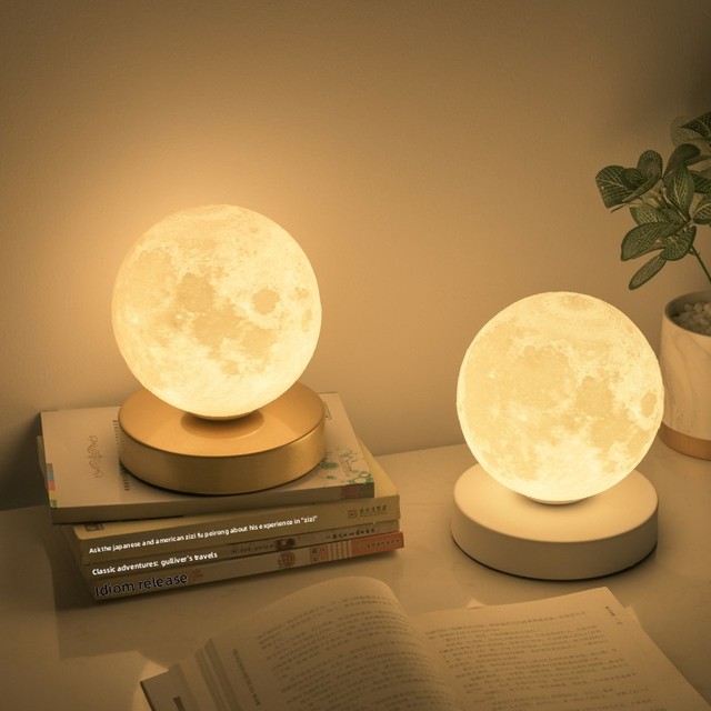 Moon Lamp Nordic Design Modern Minimalist Metal Bedside Table Cozy Romantic Birthday/Valentines Day Gift 3D-Printed Light