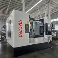 Centro de Mecanizado CNC Vertical VMC750 con Husillo BT40, Totalmente Personalizable, Alta Precisión, Económico, Operación Sencilla, Molde Automático