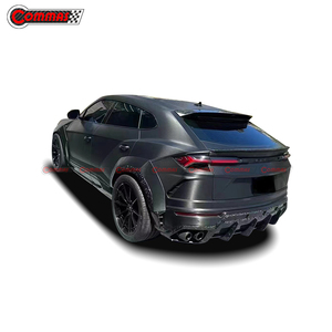 ชุดแต่งไวด์บอดี้สำหรับ Lamborghini URUS รุ่น 1016 สไตล์คาร์บอนไฟเบอร์แห้ง ประกอบด้วยกันชนหน้า-หลัง สเกิร์ตข้าง ฝากระโปรง ปีกหลังบนหลังคา ชุดแต่งตัวถังรถยนต์ - Product Image 3
