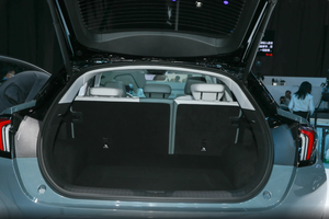 汽车电动arcfox汽车新能源汽车arcfox阿尔法快速充电arcfox阿尔法电动汽车全新中国制造 - Product Image 3