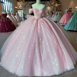 Abito da Ballo Stile Principessa per Quinceanera <span class=keywords><strong>Rosa</strong></span> con Applique in Pizzo Schiena Effetto Nudo Pieghe di Cristallo Ricami di Perle e Fiocco <span class=keywords><strong>Abbigliamento</strong></span> da <span class=keywords><strong>Donna</strong></span> - Product Image 5