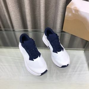 Chaussures de sport de marche rétro de luxe de haute qualité avec semelles épaisses et amorties et un design léger avec logo de marque - Product Image 4